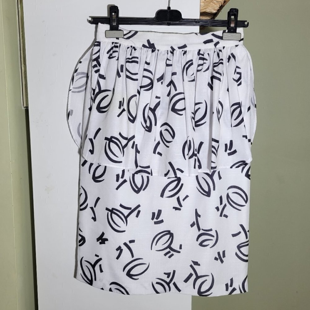 ❤️ 3 for $35 VINTAGE handmade peplum midi pencil skirt small medium